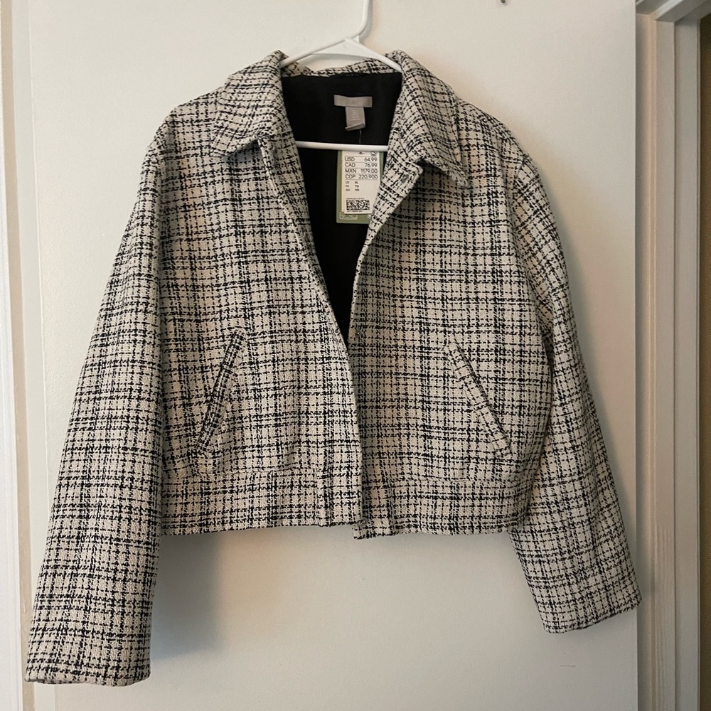 Never worn H & M cropped jacket!